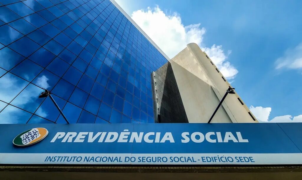 INSS orienta segurados a usarem serviços digitais durante greve inss-orienta-segurados-a-usarem-servicos-digitais-durante-greve