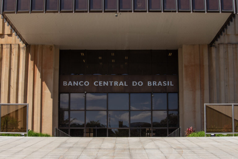 BC divulga ata do Copom que explica 6ª alta de juros na próxima terça bc-divulga-ata-do-copom-que-explica-6a-alta-de-juros-nesta-terca-feira