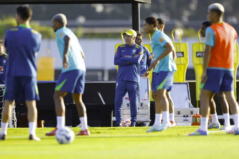 Seleção: Ancelotti faz 1° treino com elenco completo e testa equipe selecao:-ancelotti-faz-1°-treino-com-elenco-completo-e-testa-equipe