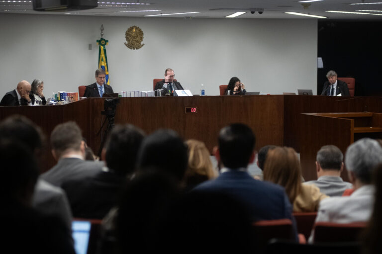 PGR conclui alegações de todos núcleos do golpe e poupa exclusivamente 1 réu pgr-conclui-alegacoes-de-todos-nucleos-do-golpe-e-poupa-apenas-1-reu