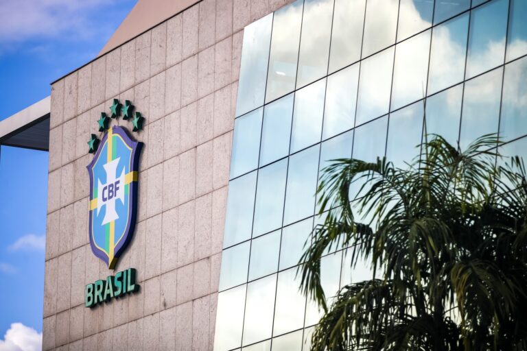 CBF publica regulamento do fair play financeiro no futebol brasileiro cbf-publica-regulamento-do-fair-play-financeiro-no-futebol-brasileiro