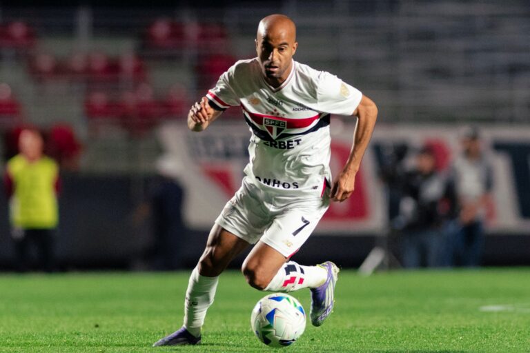 Lucas Moura soma mais dias no DM do São Paulo que no decorrer da carreira lucas-moura-soma-mais-dias-no-dm-do-sao-paulo-que-ao-longo-da-carreira