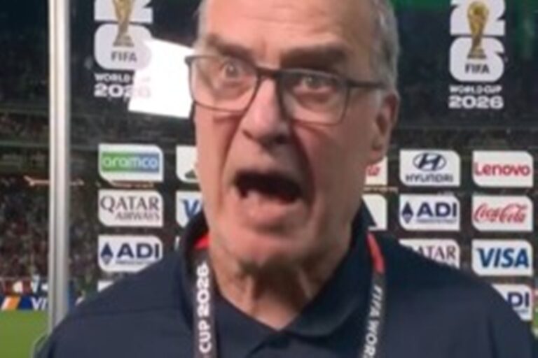 Bielsa grita com repórter depois de eliminação do Uruguai na Copa do Mundo bielsa-grita-com-reporter-apos-eliminacao-do-uruguai-na-copa-do-mundo